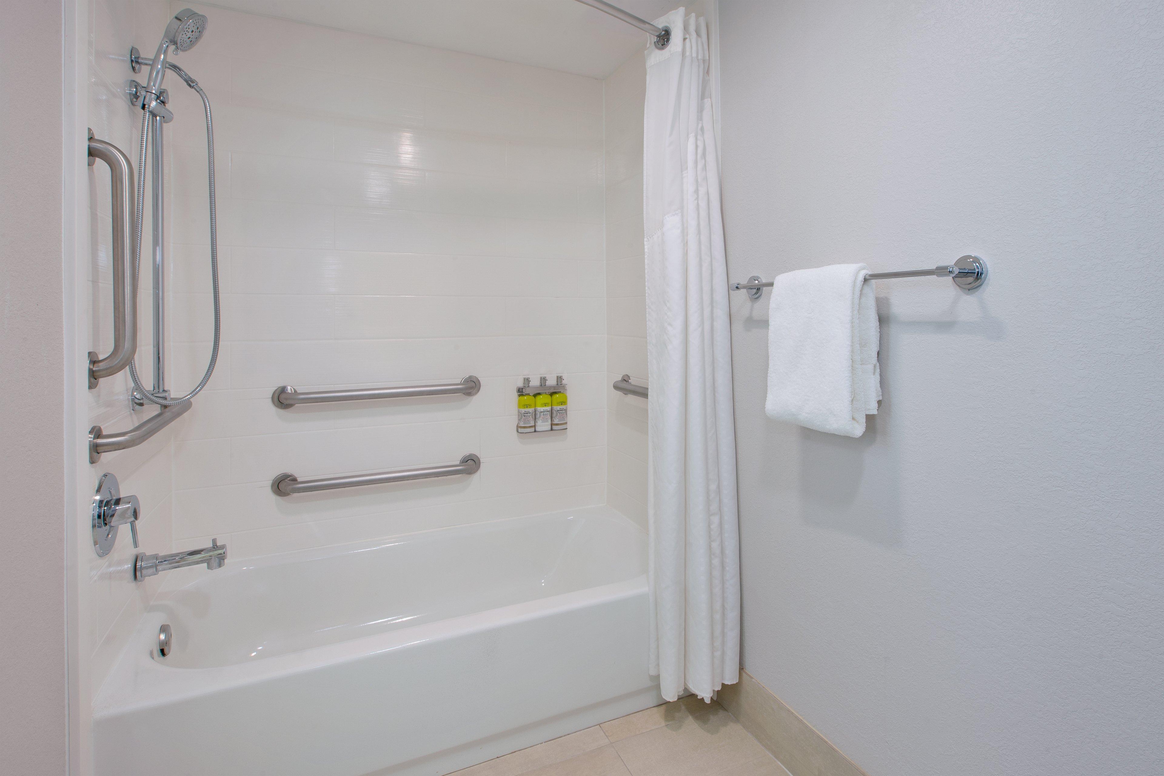 Holiday Inn Express Fairfax-Arlington Boulevard By Ihg Εξωτερικό φωτογραφία