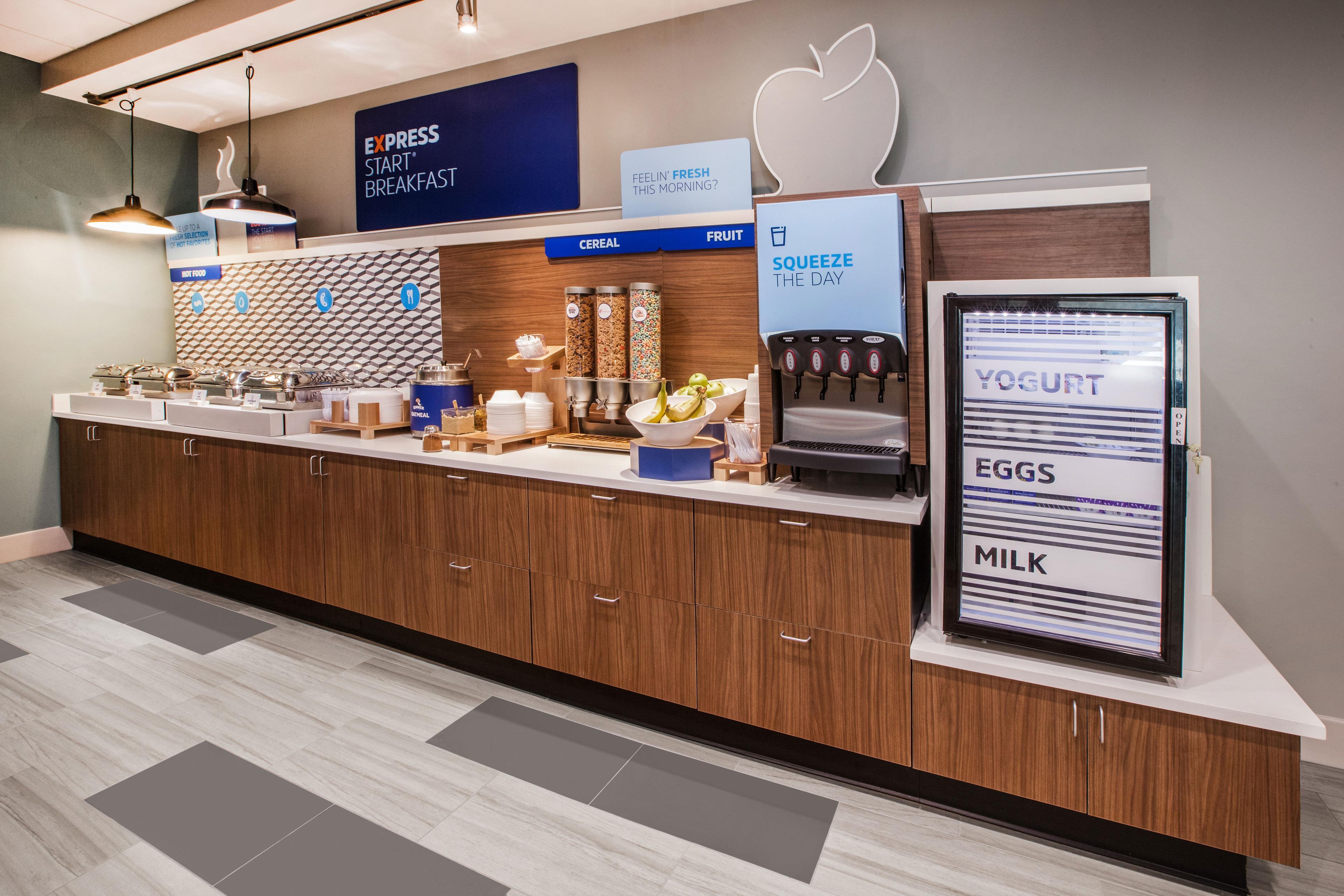 Holiday Inn Express Fairfax-Arlington Boulevard By Ihg Εξωτερικό φωτογραφία