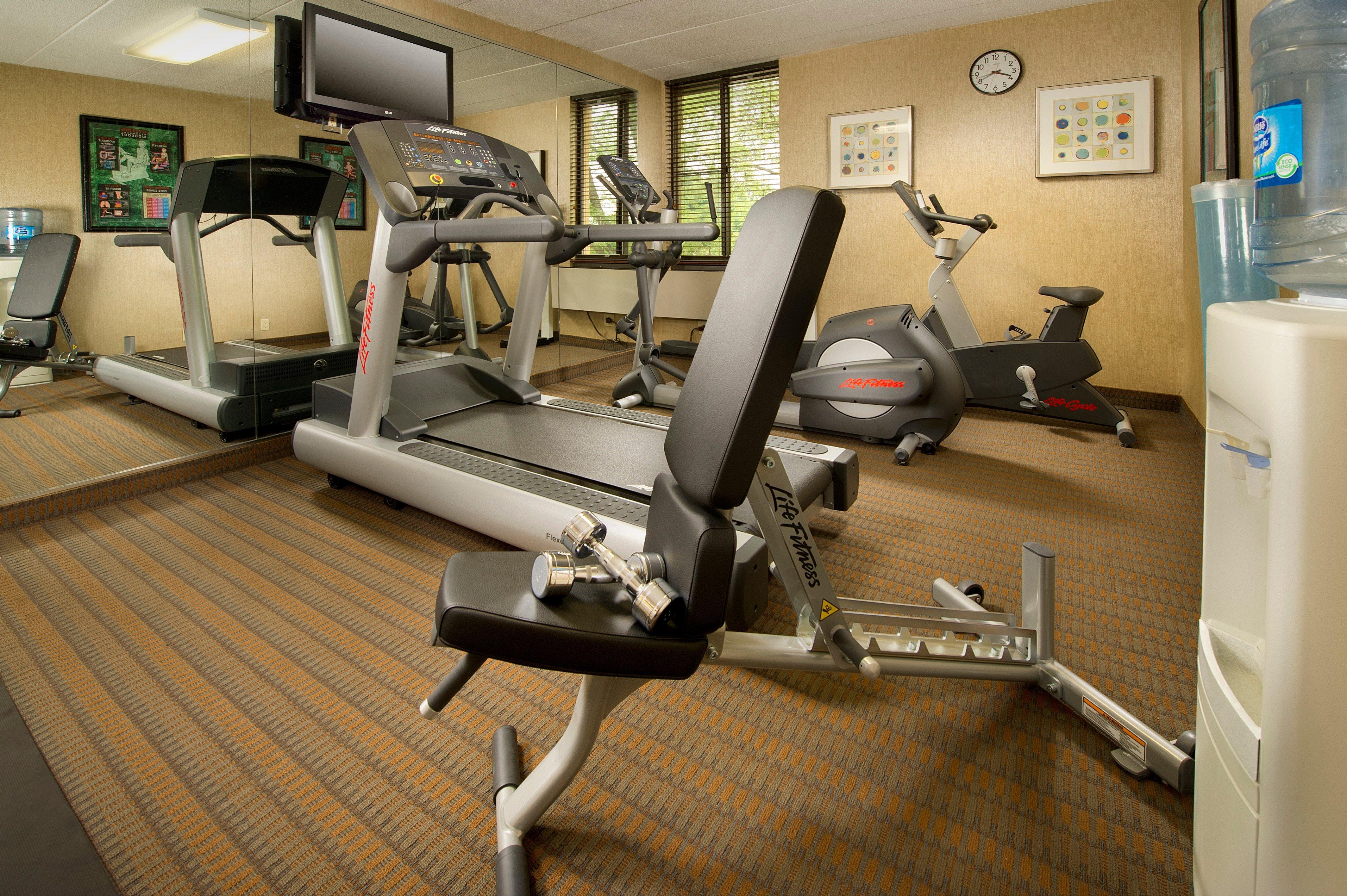Holiday Inn Express Fairfax-Arlington Boulevard By Ihg Εξωτερικό φωτογραφία