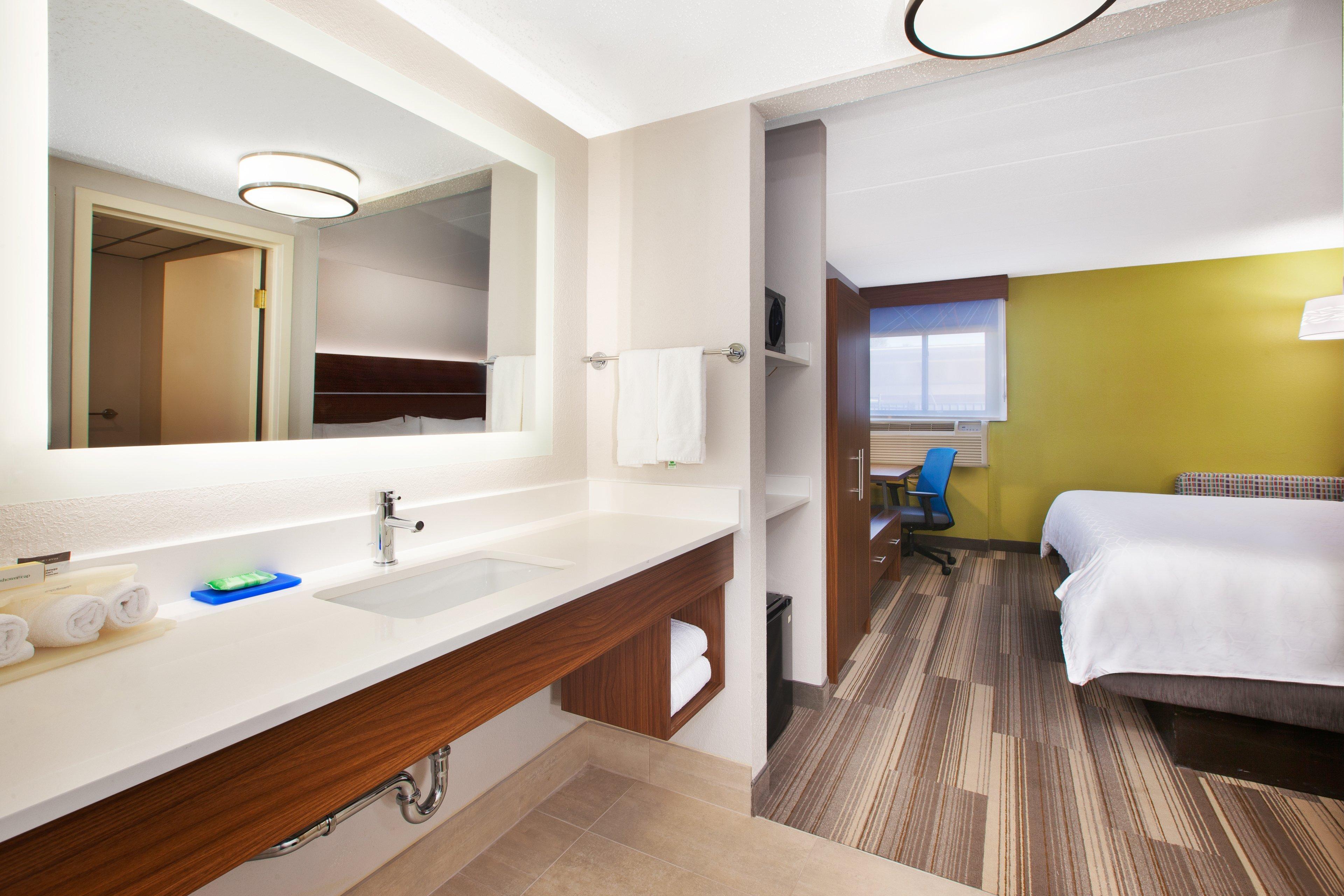 Holiday Inn Express Fairfax-Arlington Boulevard By Ihg Εξωτερικό φωτογραφία